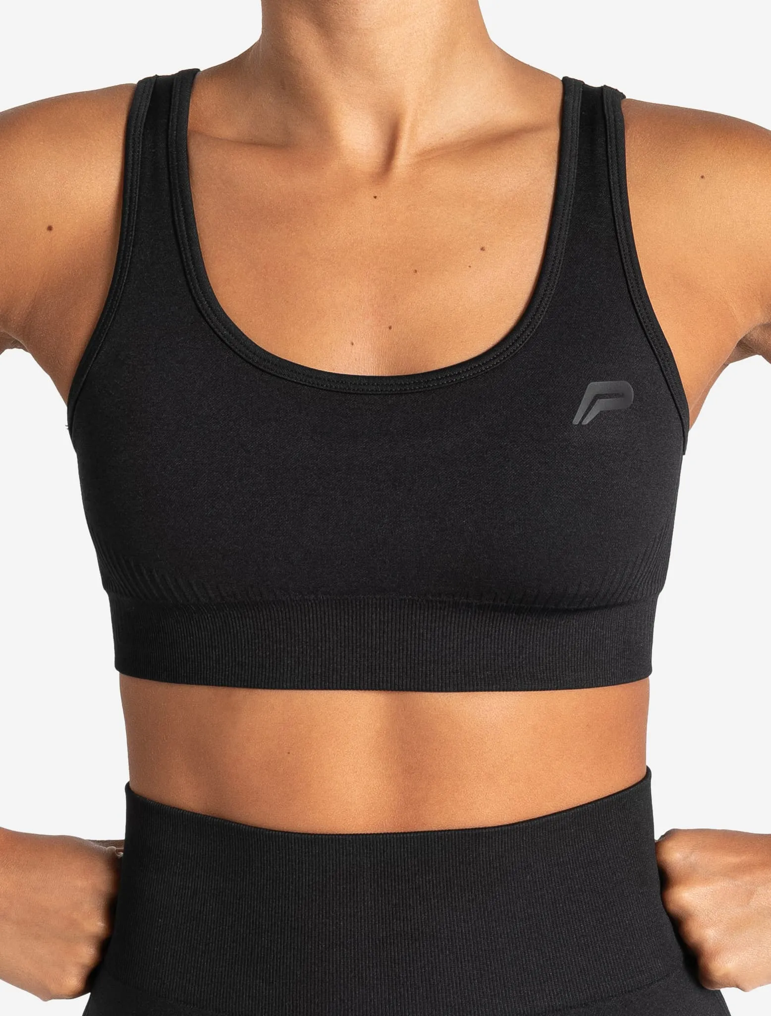 ADAPT 2.0 Seamless Sports Bra - Blackout