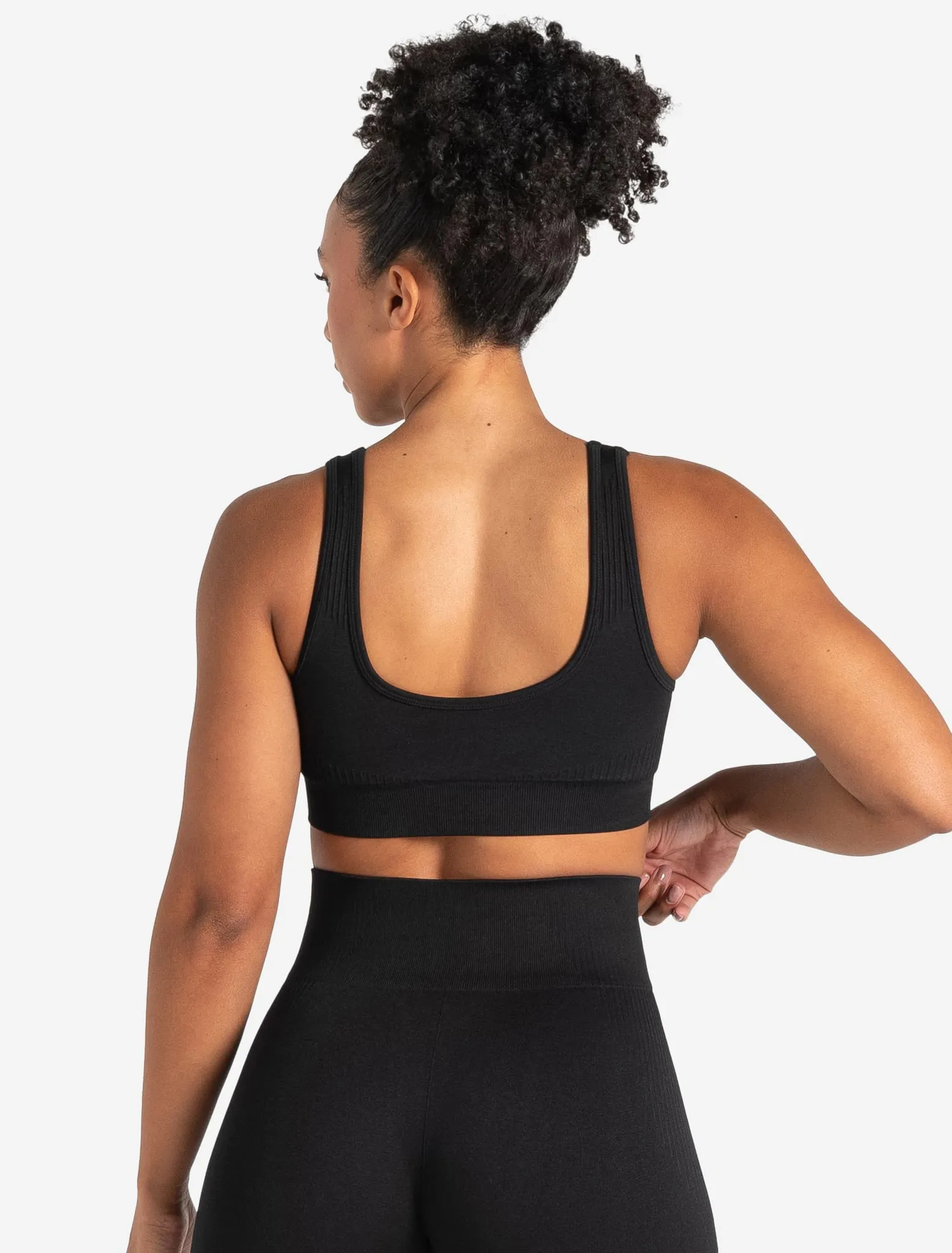 ADAPT 2.0 Seamless Sports Bra - Blackout