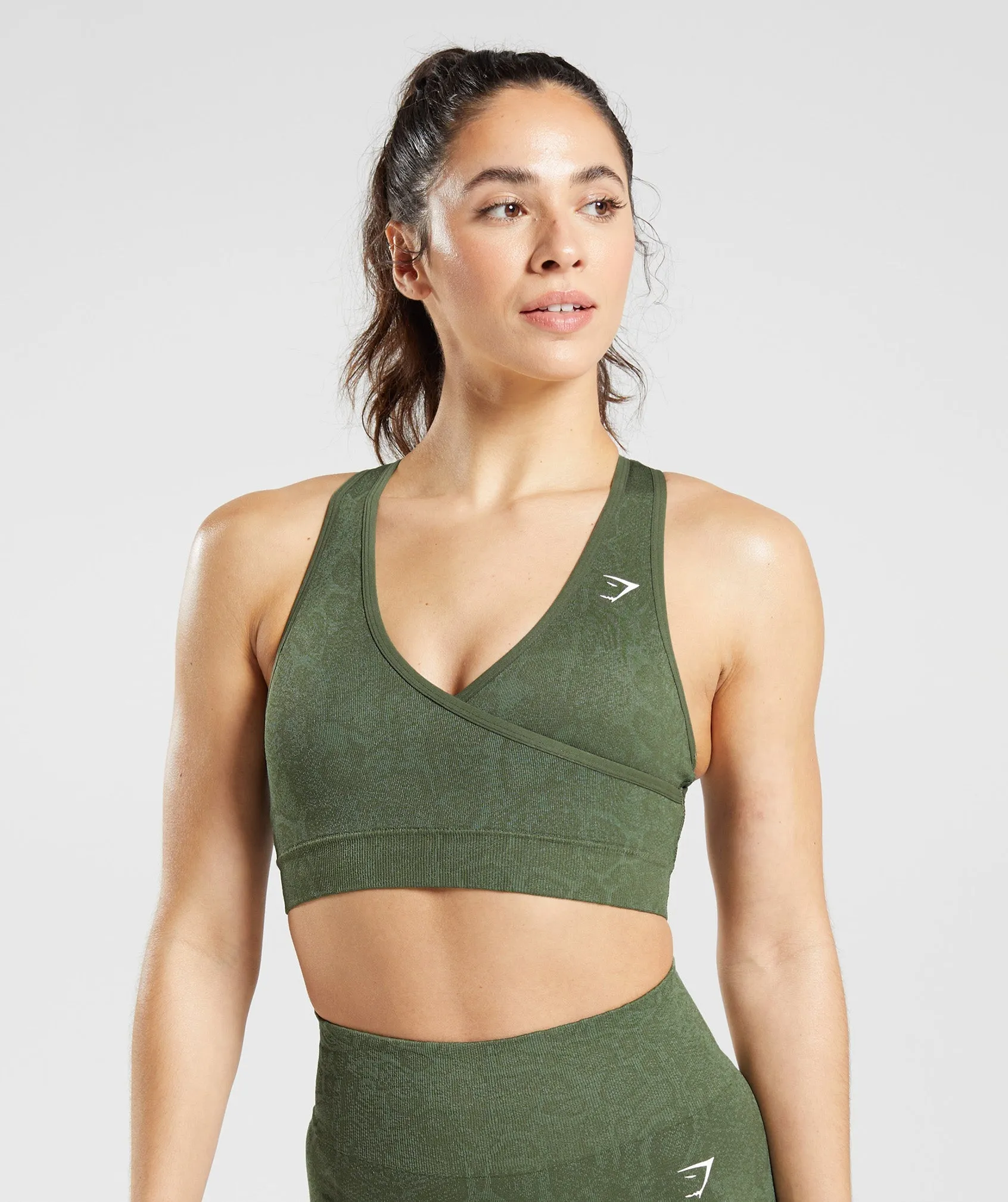 Gymshark Adapt Animal Seamless Sports Bra - Willow Green/Core Olive