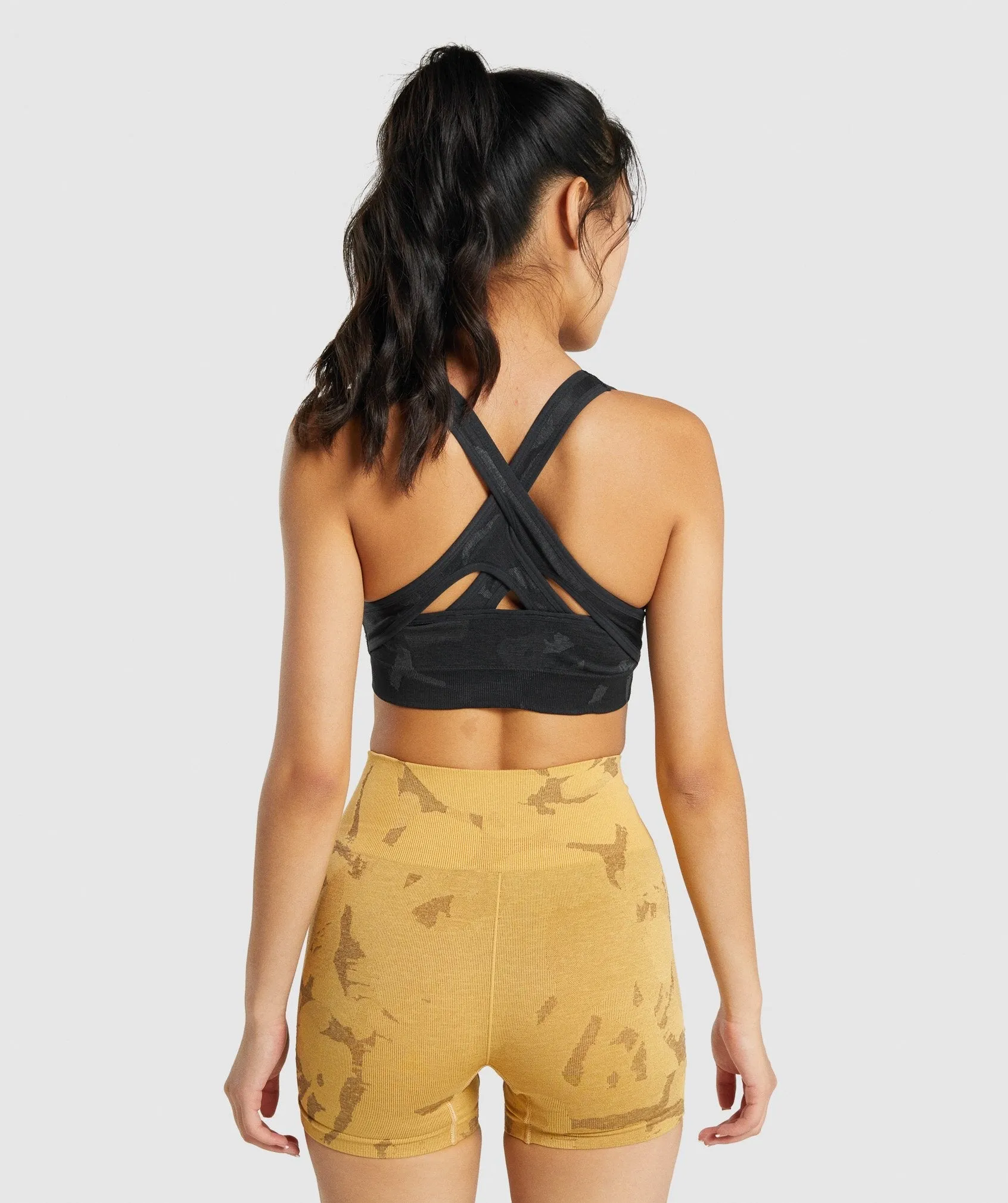 Gymshark Adapt Camo Seamless Sports Bra - Savanna | Black